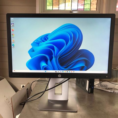 HP EliteDisplay E232  - Og  E242 LED monitor HDMI