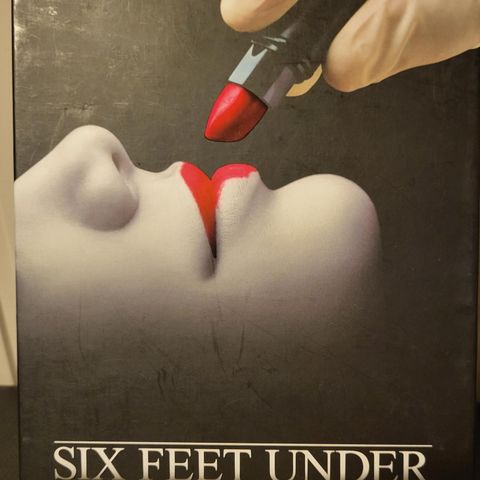 Six feet under sesong 1