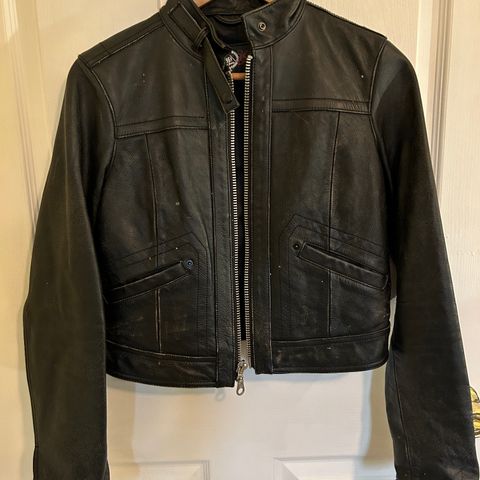 Vintage GAP black leather biker jacket. Ladies, medium. Perfect condition