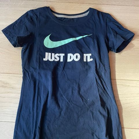Nike t-skjorte, str.S