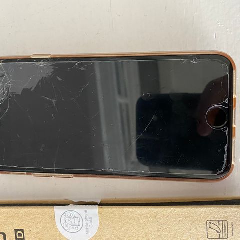 Iphone 6s med ekstra skjerm og to skjerm beskyttere