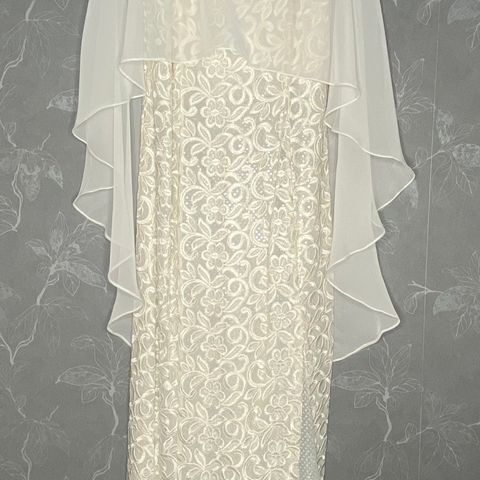 Vintageinspirert brudekjole fra Aspeed fra USA str L - innsydd passer nå str M