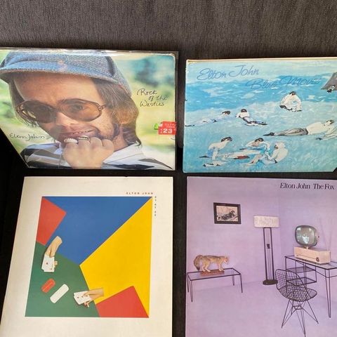 ELTON JOHN VINYLSAMLING SELGES