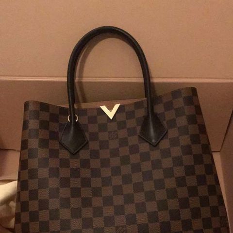 Louis Vuitton Kensington