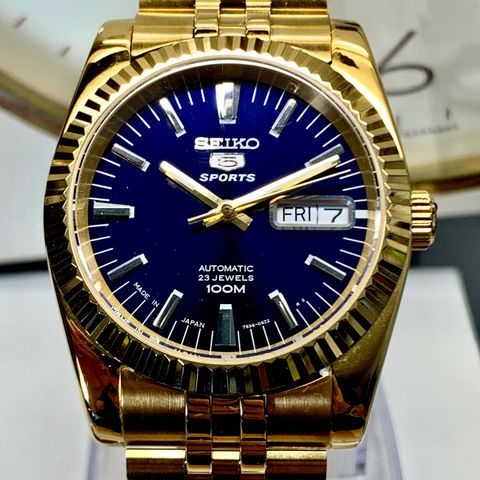 Custom Seiko Datejust gold 36mm