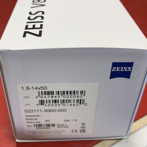 Utstillingsmodell Zeiss V8 1,8-14x50