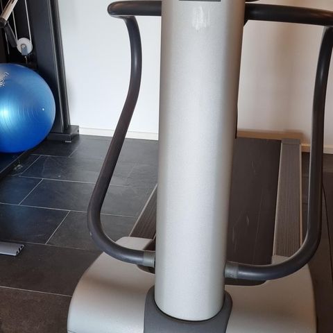 Technogym Forma tredemølle