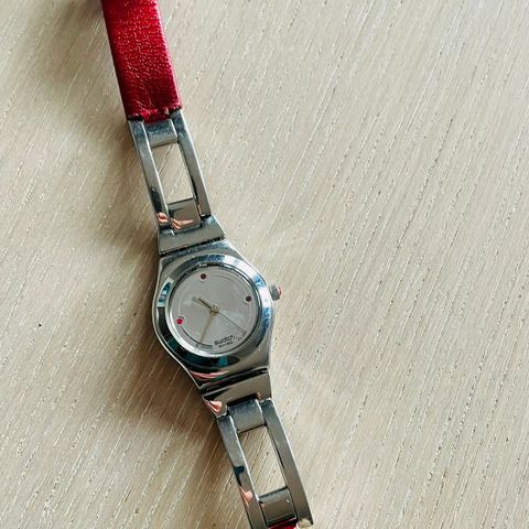 Swatch klokke til dame/ jente