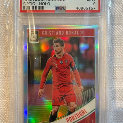 Cristiano Ronaldo Optic Holo Prizm 2018 - PSA 9 Portugal