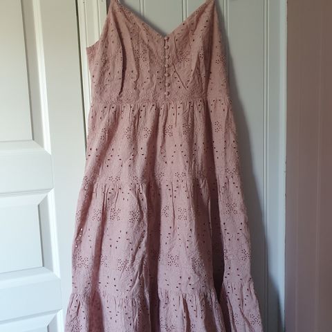 Newbie woman dress - str L rosa kjole