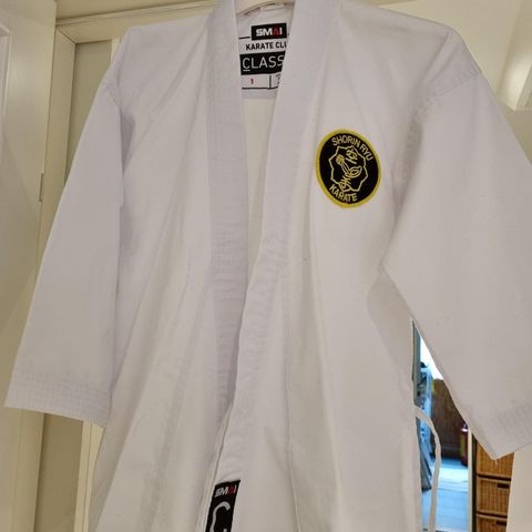 Karatedrakt,  8-12 år