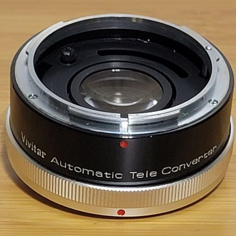 Vivitar automatic tele converter 2x-4 fl-fd