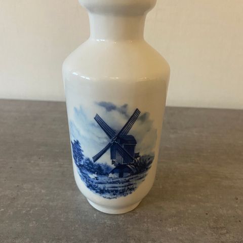 Vase med stempel Delft Holland handpainted