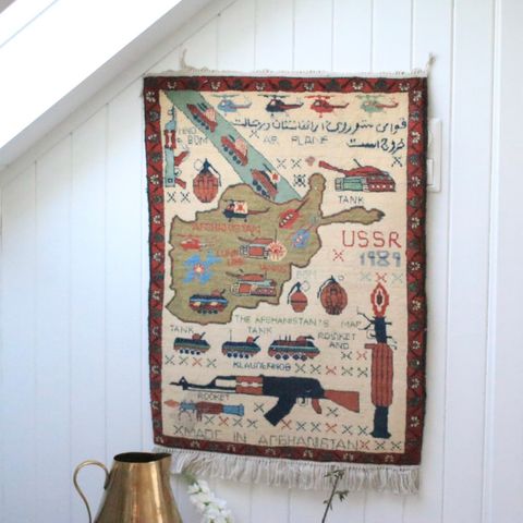 Afghan War Rug, håndknyttet, dekorativt og historisk