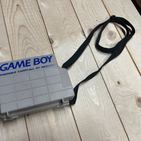 Gammel Gameboy-holder