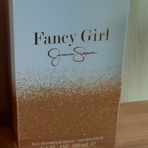 Jessica Simpson Fancy Girl parfyme