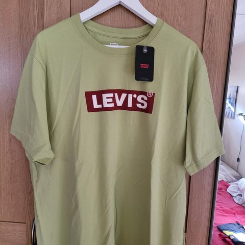 Flott T-shirt fra Levi's