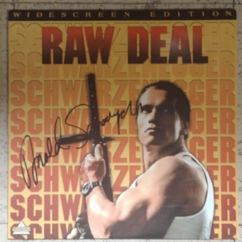 RAW DEAL 1986 LASERDISC signert av Arnold Schwarzenegger WIDESCREEN EDITION