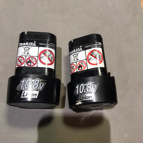 To Makita 10.8V batteri som virker ikke