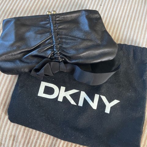 Clutch fra DKNY
