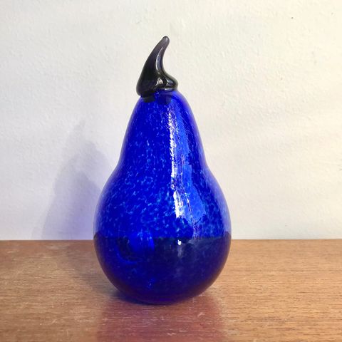 Stor fin vintage signert kunstglass pære i koboltblått glass