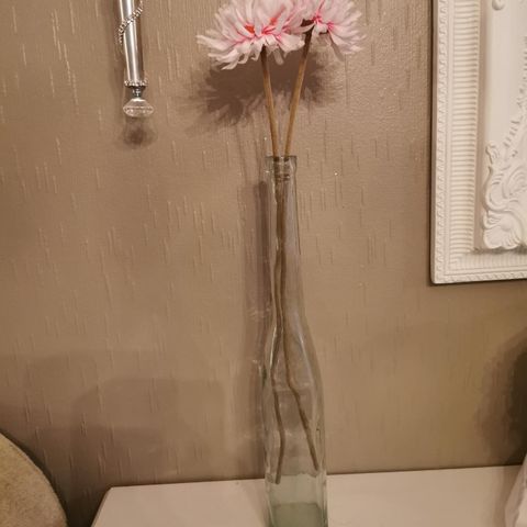 Lang glass vase selges 44 cm lang