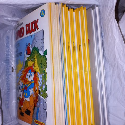 Ferie-lesestoff :- )Tegneserier, enkle blader og bøker. Donald, Asterix, Pondus+