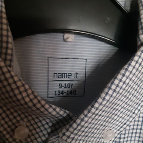 Ubetydelig brukt skjorte fra NAME IT.