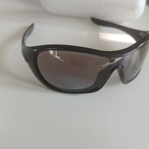 Oakley Grapevine solbrille MADE IN USA