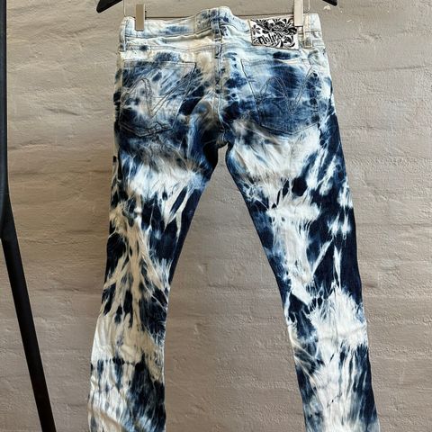 Ny! Trendy bleket jeans fra NOLITA #y2k