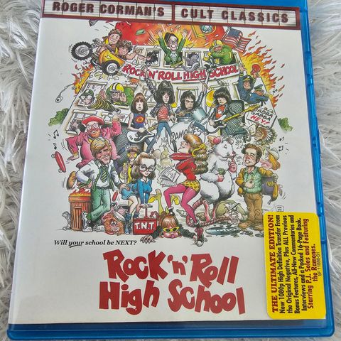 The Ramones - Rock 'N' Roll High School  1979 (Blu-Ray, 2010)  U.S.A. Edition!!!