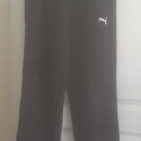 Puma joggebukse str 40