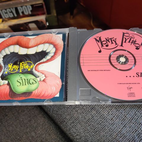 Monty python sings ,, cd