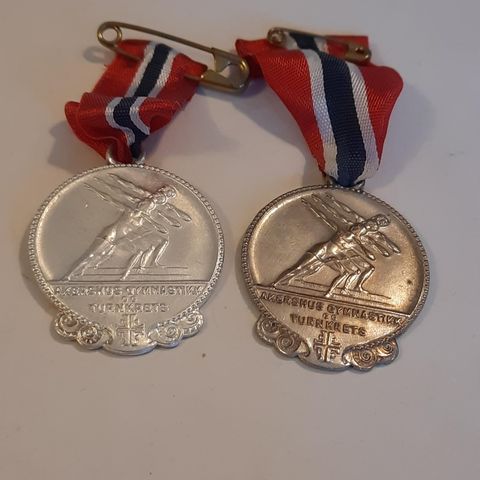 2 stk medaljer Akershus gymnastikk og turnkrets