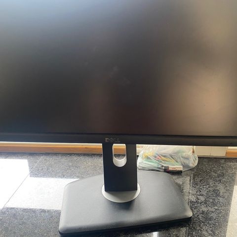 Dell 22 Monitor - P2213