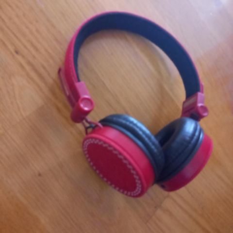 Headphone