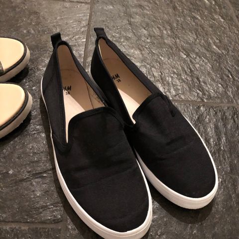 Svarte tøysko/slip-on str 38