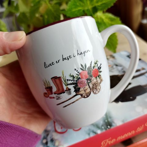 " Livet er best i hagen" kaffekrus frå Designhandel