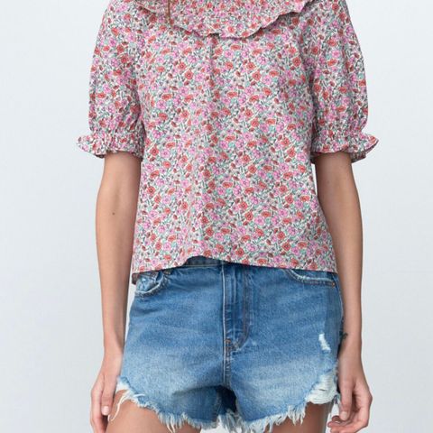 Søt blomsterbluse Zara