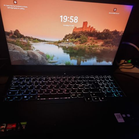 Lenovo Gaming Laptop / God som NY! / Nesten ikke brukt