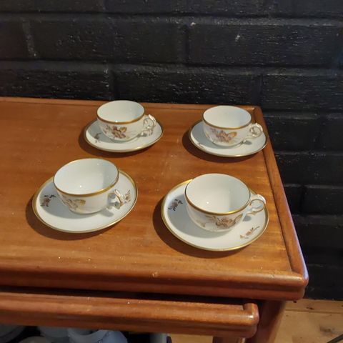 Kaffekopper fra Københavns Porcellain  maler