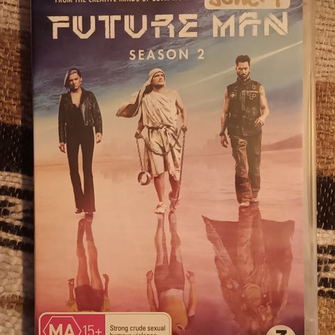 Future man sesong 2  dvd