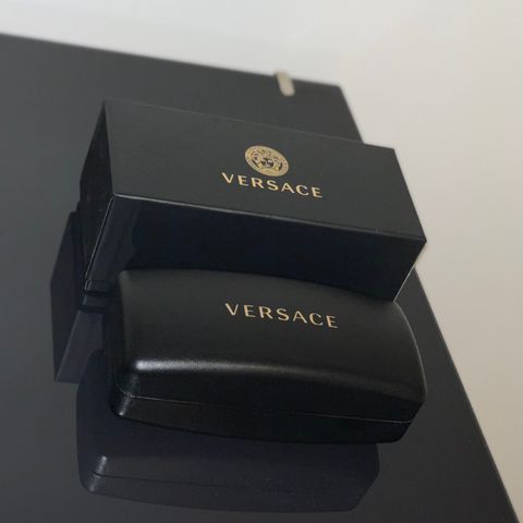Versace «Biggie» solbriller