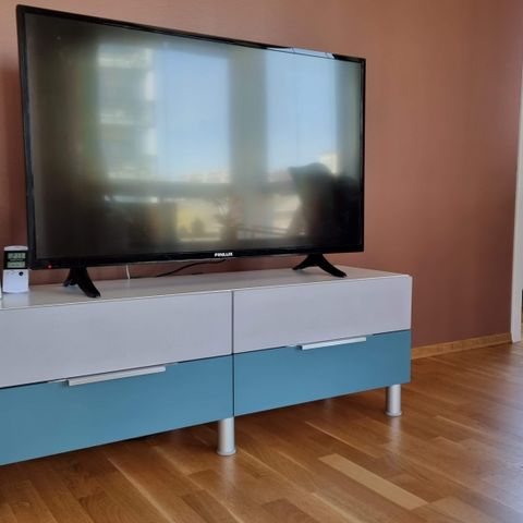 TV benk fra IKEA
