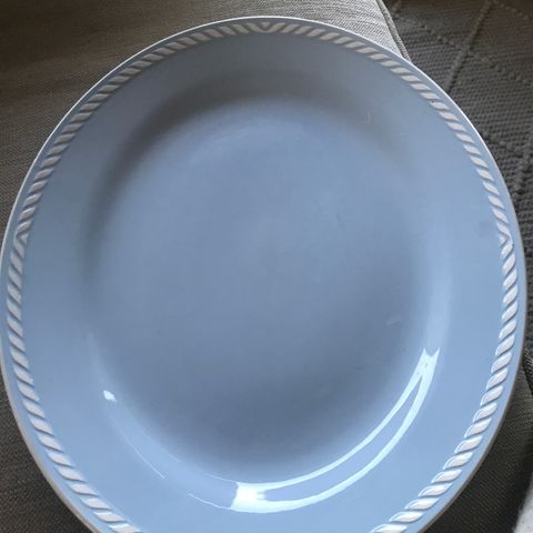 Stort ovalt blått Sissel serveringsfat fra Figgjo