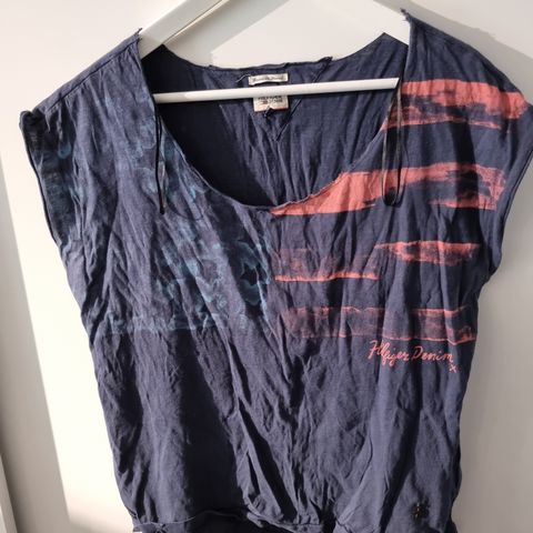 Tommy Hilfiger T-skjorte str. Medium