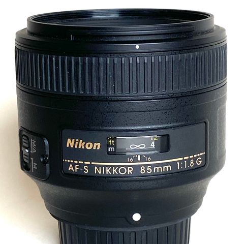 Nikon objektiv, AF-S Nikkor 85mm f/1.8G