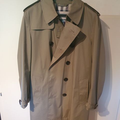 Burberry Brit trench coat (XL) til salgs