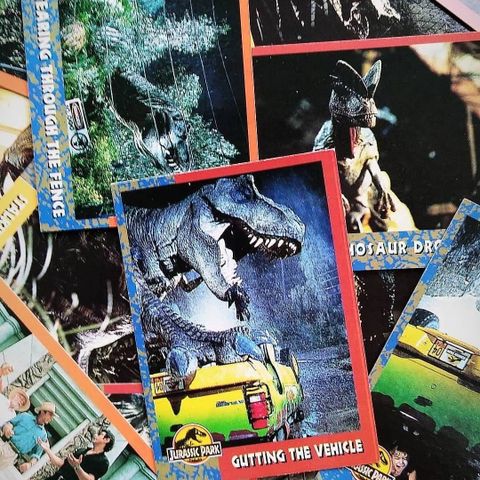 1993 Topps Jurassic Park - Alle 88 kort på engelsk ønskes kjøpt!