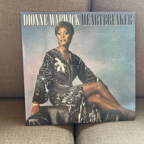 Dionne Warwick - Heartbreaker